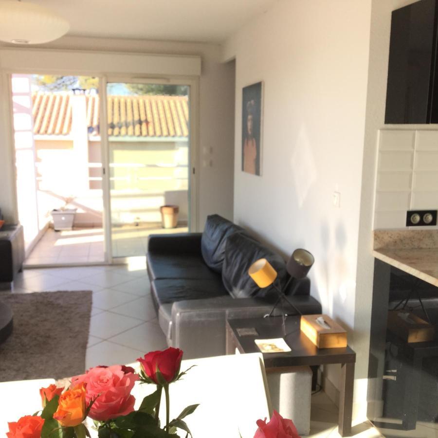 Sea View Apartment Марсеян Екстер'єр фото