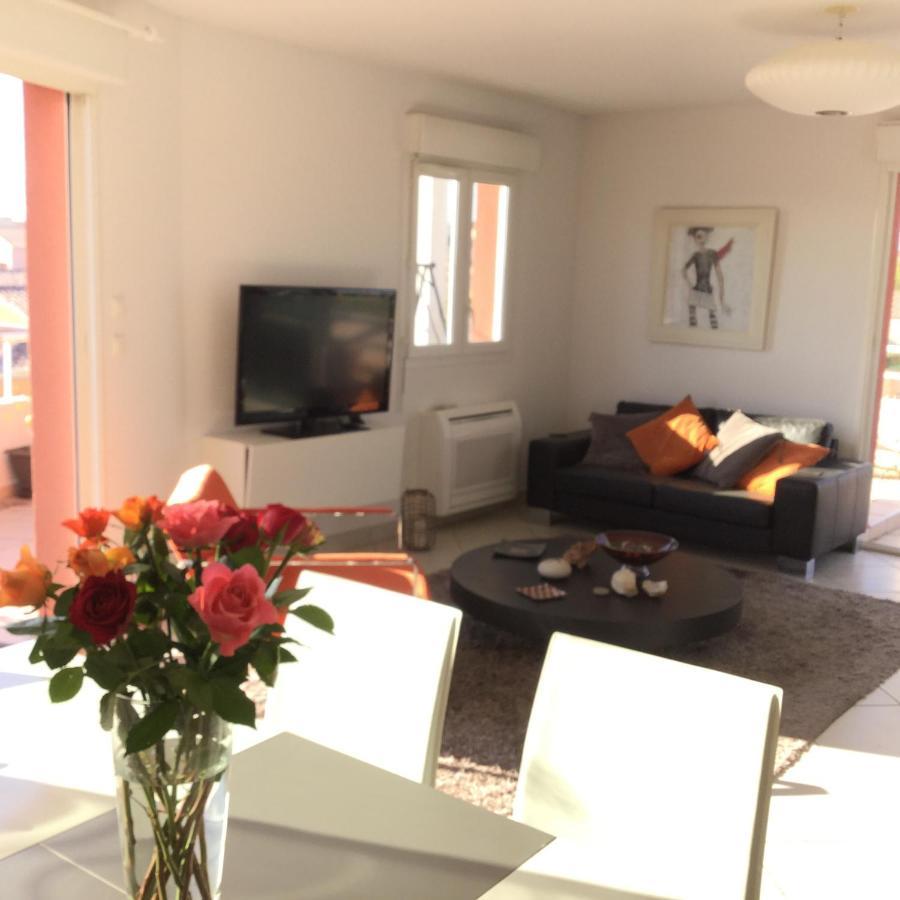 Sea View Apartment Марсеян Екстер'єр фото